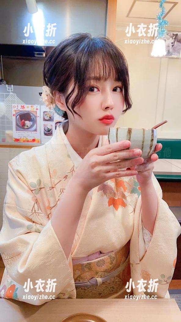 在高清写真里，一起感受亚缇arty与吉他姐妹2的甜美灵魂与音符！.txt