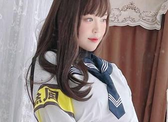探秘你烨烨红裙作品，原图中的绝美瞬间不容错过.txt