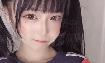 在佳佳酱ovo的魅魔世界中，分享那些让人忍俊不禁的美图故事！.txt
