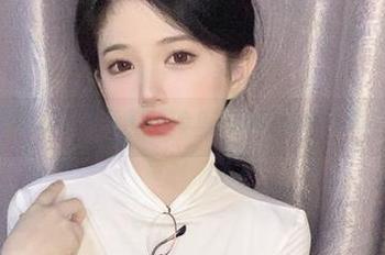 倦倦喵高跟鞋风格写真原图合集，感受灵动与优雅之美.txt