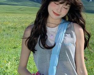 克拉女神 – 在线图集揭秘：僮僮的“剧情”，你敢想象背后的故事吗？.txt