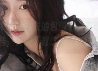 克拉女神 – 在泳衣的包围下，姜璐的魅力无法抵挡，快来下载这份精彩图集！.txt