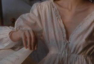 克拉女神 – 走进王睿的厨房：厨娘写真合集，分享生活中的美好瞬间.txt