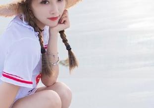 克拉女神 – 最新写真分享：珊珊用高跟鞋演绎的绝美瞬间不容错过！.txt