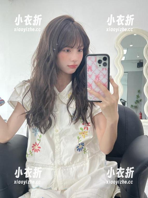 最新美图大赏！兔玩映画带你领略大凤和沙恩旗袍的独特风情.txt