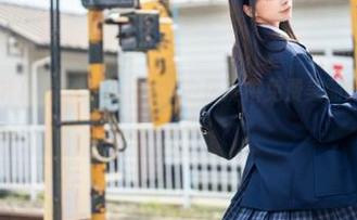 秋日里的枫叶林写真，兔玩映画为你提供免费美丽时光的收藏.txt