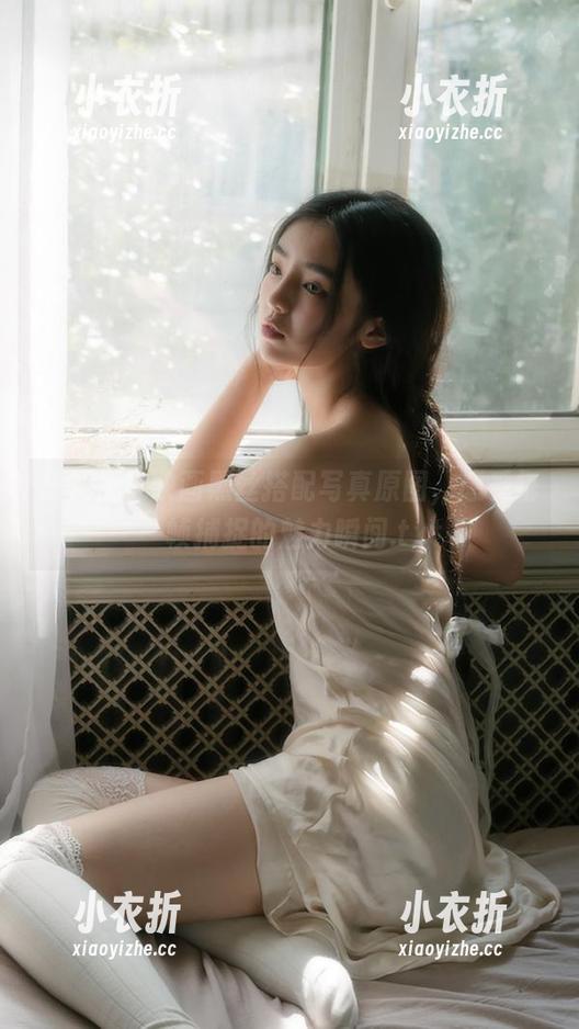 探索兔玩映画黑丝搭配写真原图，感受每一帧捕捉的魅力瞬间.txt
