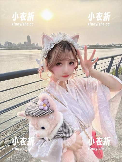 独家揭秘！冲田凛花rinka最新比基尼写真合集，炫酷夏日风情尽在其中！.txt