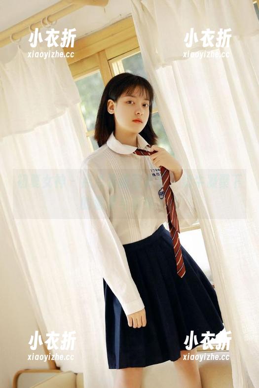 初夏女神 - 点点最新写真集，奶牛凝聚下的温柔与真实.txt