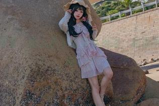 惊艳高清写真：咬人小小兔穿体操服，展现不一样的风尚.txt