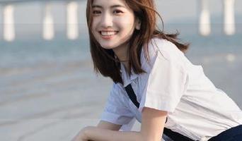 嗲囡囡 – 视觉盛宴：最新Jennanni_Jen婚纱图册带你领略婚礼的优雅与美丽。.txt