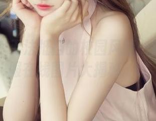 嗲囡囡 – 无法抵挡的校园风情：张俊佳校服在线图片大揭秘.txt