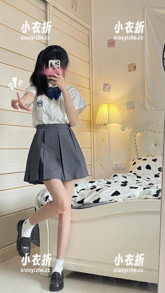 微密圈 - 奶雯的夏天高清写真，照片每一帧都记录了青春的美好时光.txt