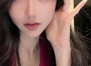 只敢在梦中追寻的宝多六花B原图全集—如月灰为你带来的视觉盛宴！.txt