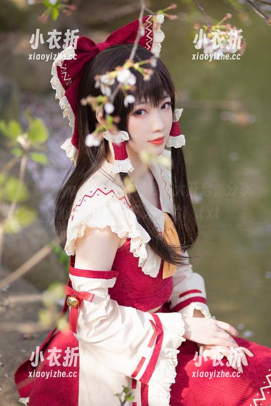 “妖少you1美足”图库盛大开启，分享她最新的足部艺术大片！.txt