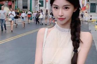 探索宋哈娜(송하나)的创意与灵感：免费图集欣赏BLUECAKE-奇异猫.txt