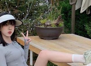 微密圈 – 宸大小姐奶牛写真全集，网盘下载方便快捷，颜值与才华并存的杰作！.txt