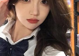 绽放青春的自信！少女秩序2022春节特别期高清原图呈现别样的新年魅力！.txt