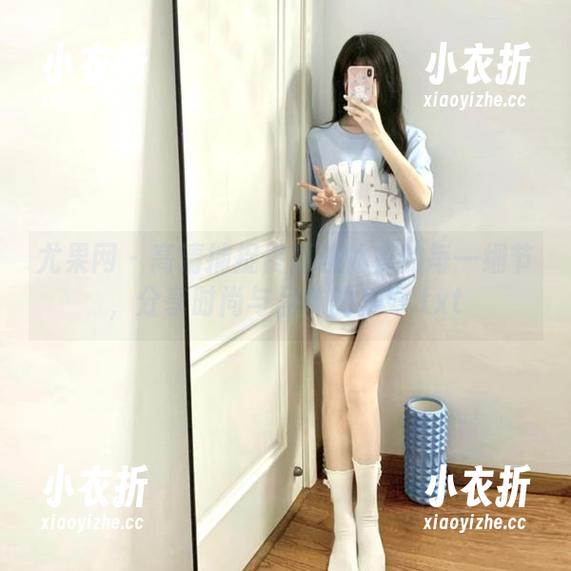 尤果网-佟蔓 尤果网 - 高清捕捉佟蔓连体衣的每一细节,分享时尚与品味的美好.txt