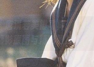 尤果网 – 唐溪若美脚写真，带你走进她独特的摄影原图与精彩照片世界！.txt
