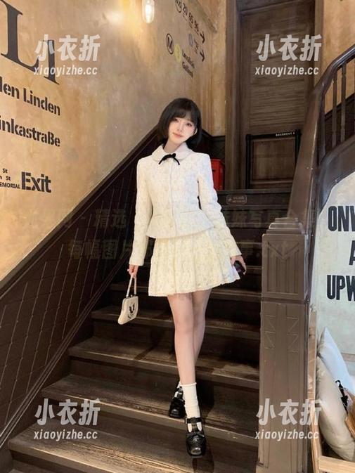 尤果网 - 精选“张雪馨”妹妹写真合集，每幅图片都讲述一个故事.txt