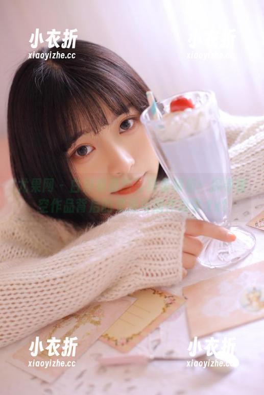 尤果网-白熙萌 尤果网 - 白熙萌最新写真集解析:探寻镂空作品背后的灵感与创作故事.txt