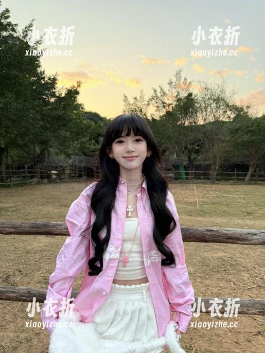 尤果网 - 精选最新米米死库水图片，带你领略她的摄影艺术新境界.txt