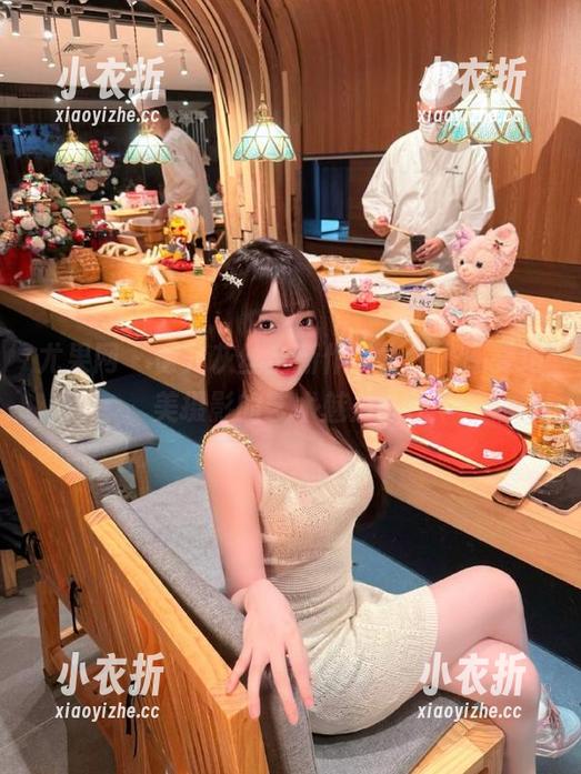 尤果网 - 蜜儿灰丝全新作品上线，感受绝美摄影的艺术魅力.txt