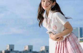 尤果网 – 最新出炉！黛蓓琪比基尼作品再现夏日魅力，绝对让你心动不已，忍不住想多看几眼！.txt