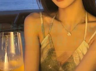 尤果网：纯白之恋的观看合集，让你对生活充满无限向往！.txt