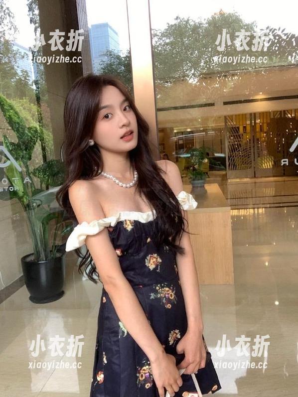 尤物馆 - 欣赏Cris_卓娅祺的独特魅力，白丝作品原图带你领略她的风情万种.txt