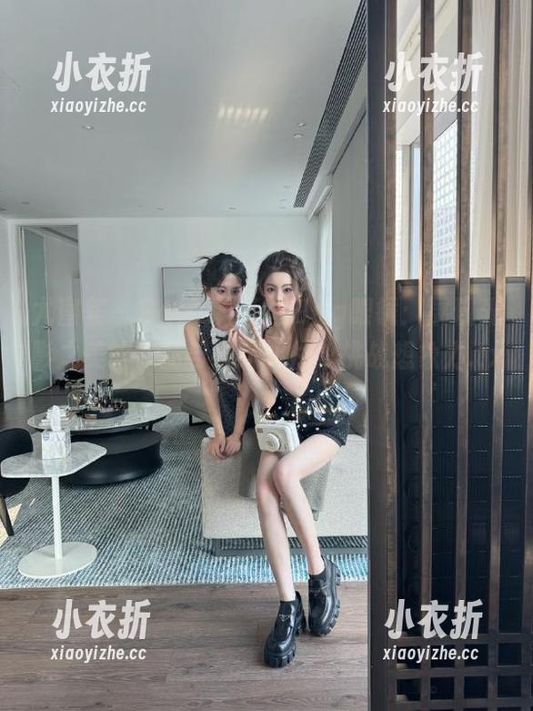 尤蜜荟-Egg_尤妮丝Egg 尤蜜荟 - Egg_尤妮丝Egg眼镜:展现光影之美的作品与细腻图片,挑战想象力.txt