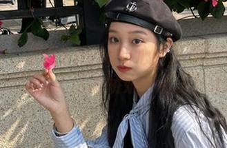 尤蜜荟 – 易阳Silvia甜心：从原图到图册，流露出无尽的娇媚与甜美！.txt