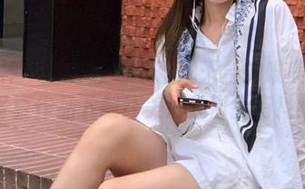 推女神 – 带你领略可蕊娜天台的唯美瞬间，写真作品下载让美好随时拥有！.txt