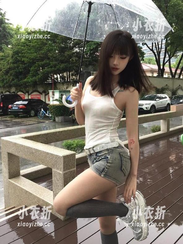 推女神-晓艾fafa 推女神 - 分享最新晓艾fafa黑丝摄影,看看我如何把黑丝穿成笑点.txt