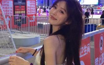 推女神 – 王语纯护士写真作品集：精选瞬间揭示护理行业的点滴感动.txt