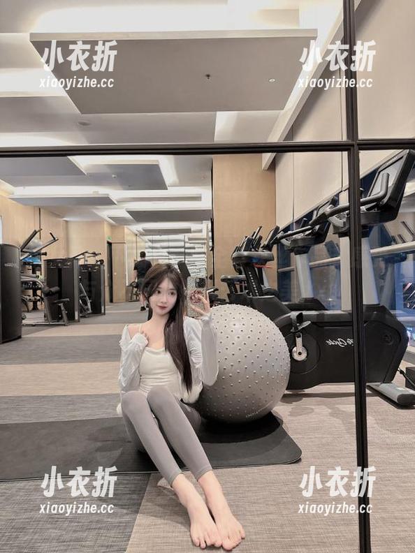 推女神 - 下载白一晗全套灰丝作品，感受与众不同的摄影艺术之美.txt
