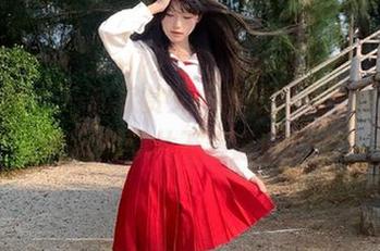 推女神 – 一起欣赏艾小青的甜心写真，全套精彩图片不容错过.txt