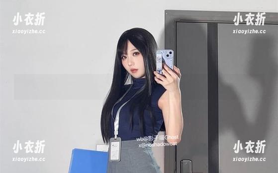 无影喵喵Ghost 沉醉在无影喵喵Ghost连衣裙的写真图集中,捕捉每个瞬间.txt