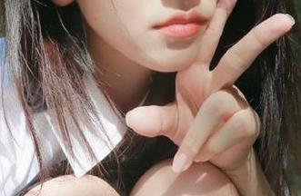 微密圈 – 果儿Victoria的办公室写真合集，精美壁纸为你的工作增添色彩.txt
