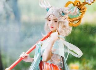 通过桜桃喵的美足图集，分享那些令人惊叹的足部艺术以及与众不同的摄影理念.txt