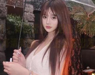梦丝女神 – 体验雪馨旅拍的视觉盛宴，免费下载高清美图，带上美丽出发！.txt