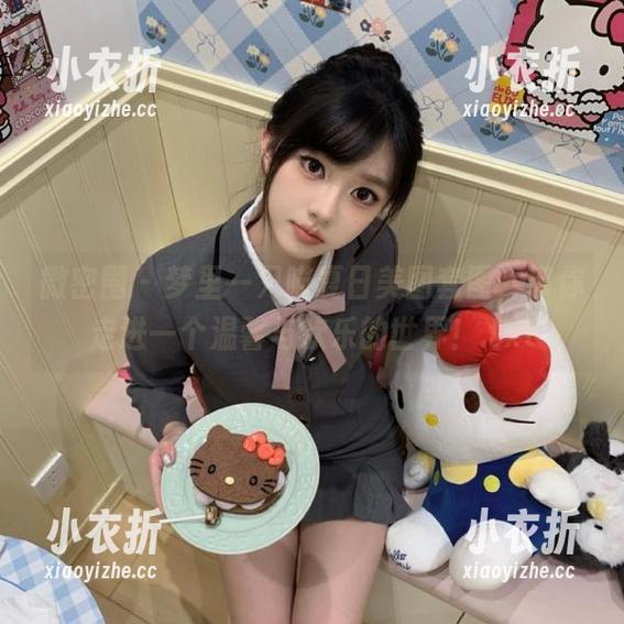 微密圈 - 梦里一只喵夏日美图套图，带你走进一个温馨与欢乐的世界！.txt