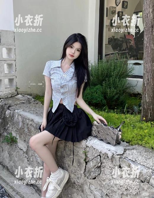 模范学院-兜豆靓Youlina 模范学院 - 走进兜豆靓Youlina的校服世界:最新最全的原图资源大放送!.txt