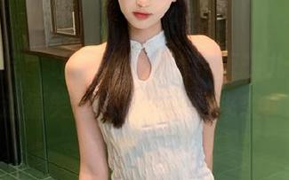模范学院 – 让海风也害羞，唐琪儿Beauty海边搞笑写真资源套图来袭！.txt