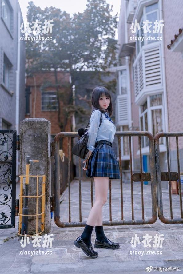 领略樱井宁宁的透明之美：绝美壁纸与精选美图分享.txt