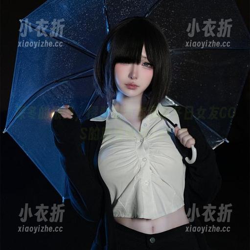 深冬的浪漫，樱梨梨带你领略冬日女友COS的精致照片.txt