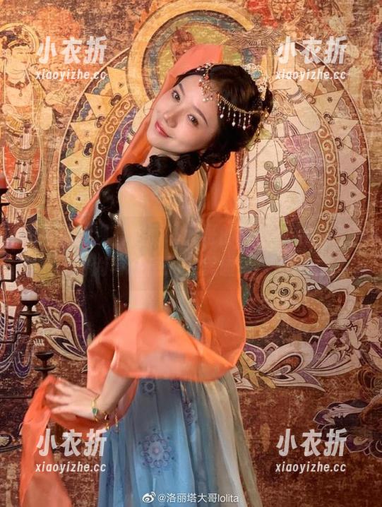 惊呆了！观看洛丽塔大哥的黑丝作品，感受时尚与性感的完美碰撞！.txt