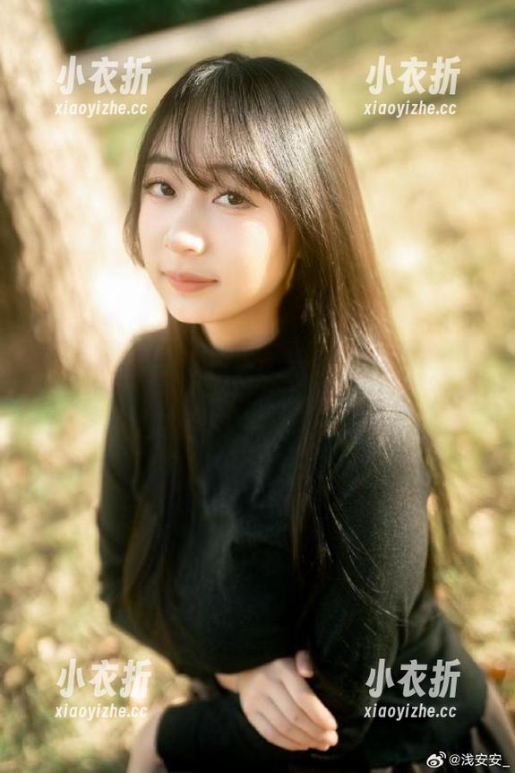 浅安安连体衣诠释甜美与优雅的全新图册合集.txt