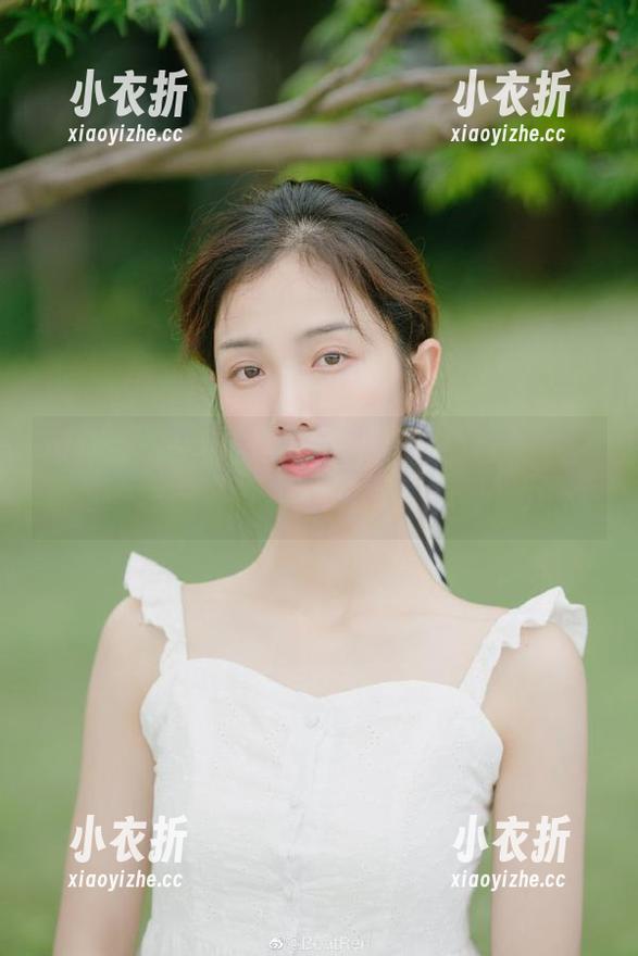 爱蜜社-nova李雅 爱蜜社 - nova李雅黑白写真图包:不容错过的艺术资源,让你领略别样风情.txt